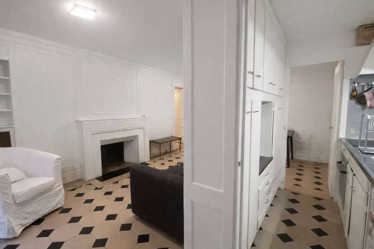Appartement à PARIS-6E
