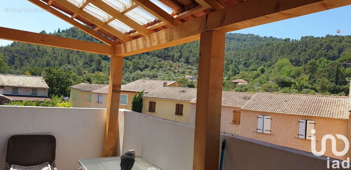 Photo 2 - Appartement à SOLLIES-PONT