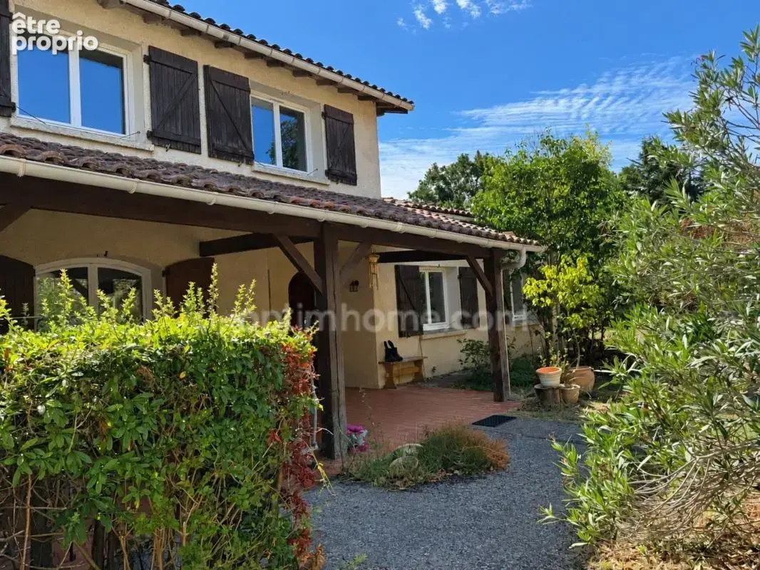 Maison à LEVIGNAC