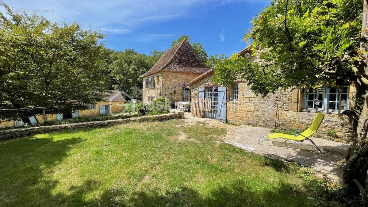 Maison à PRESSIGNAC-VICQ