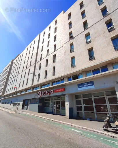 Appartement à MARSEILLE-3E