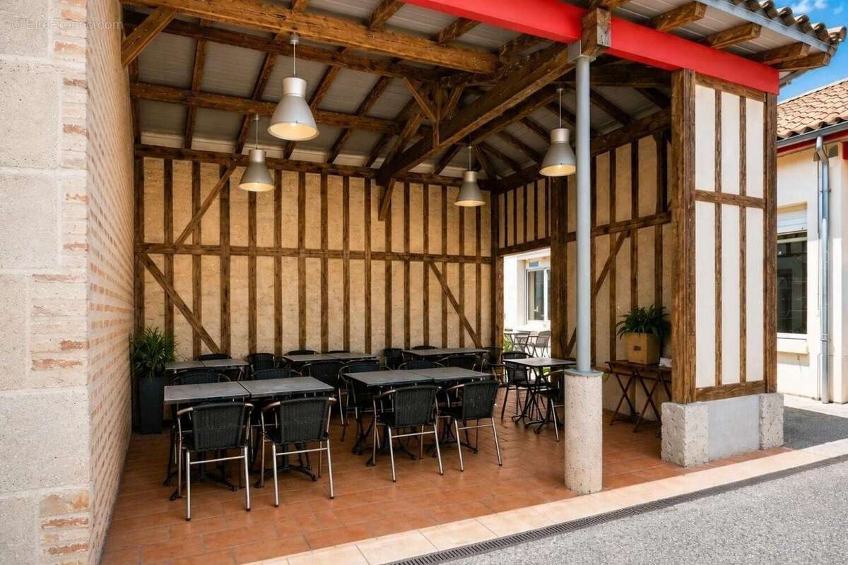 Photo 2 - Commerce à LE TEMPLE-SUR-LOT