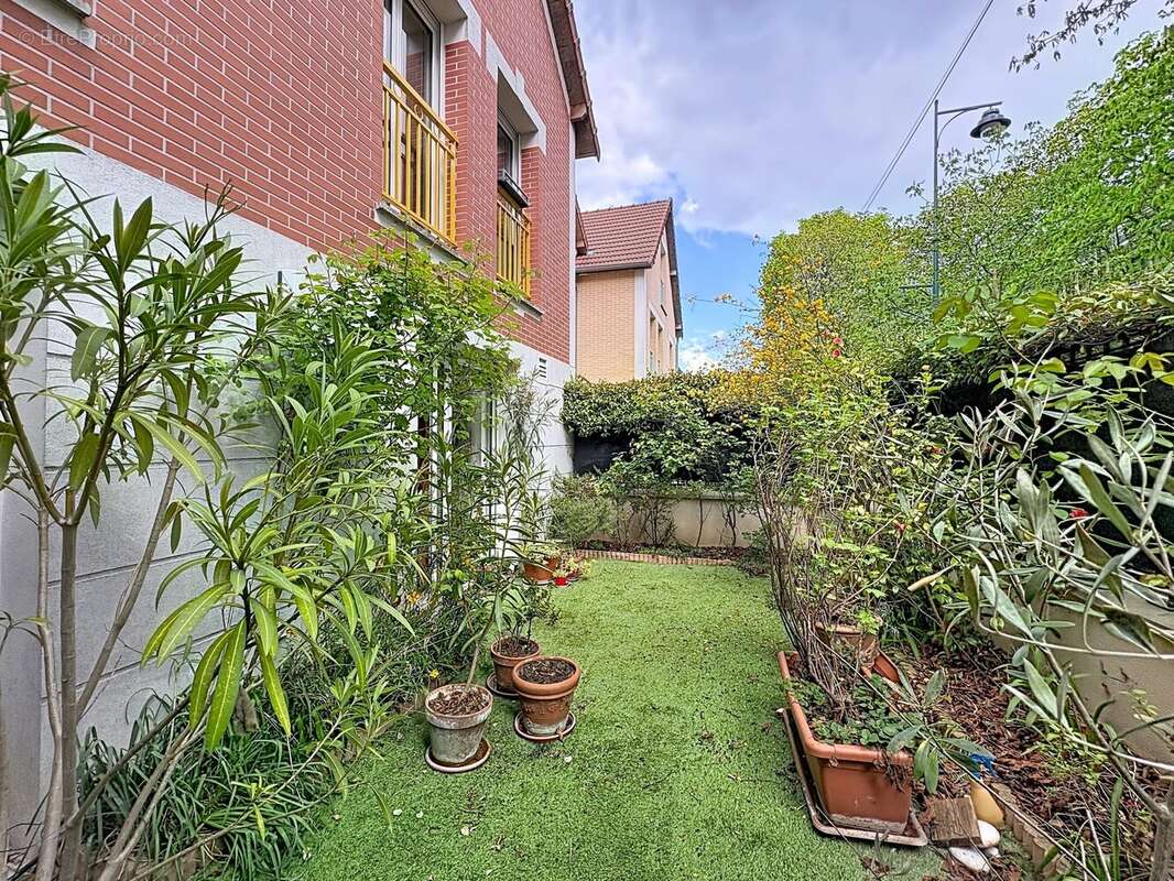 Appartement à MAISONS-ALFORT