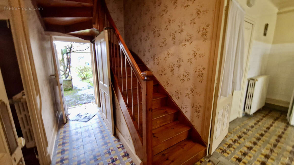 Maison à PAULHAGUET