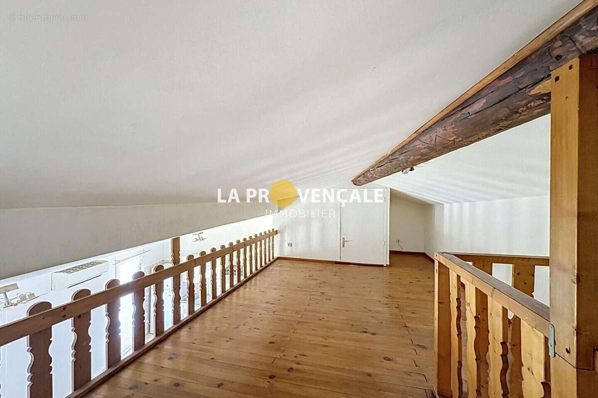 Appartement 48 m² à Trets  - photo 4