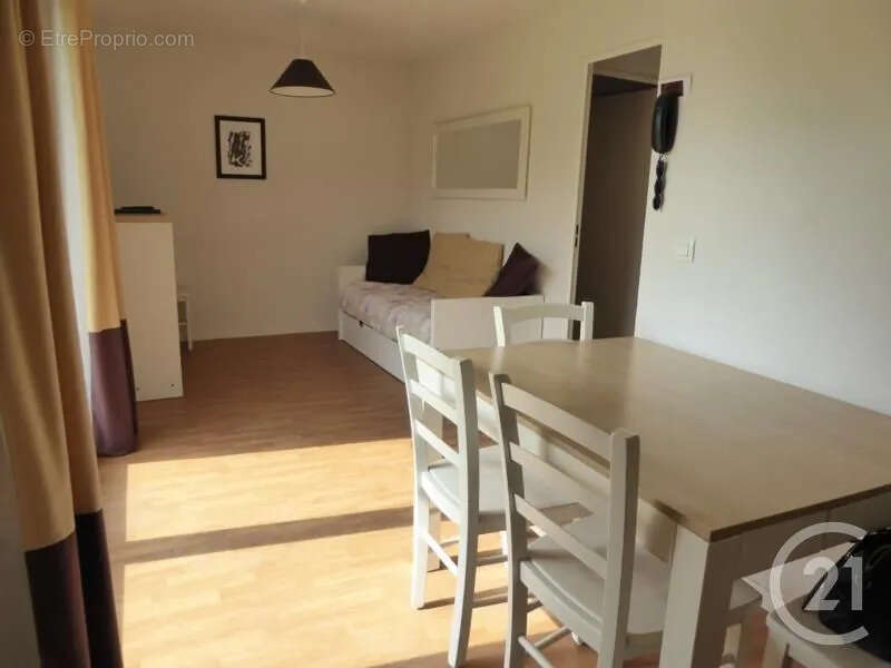 Appartement 38 m² à Beuzeville  - photo 2