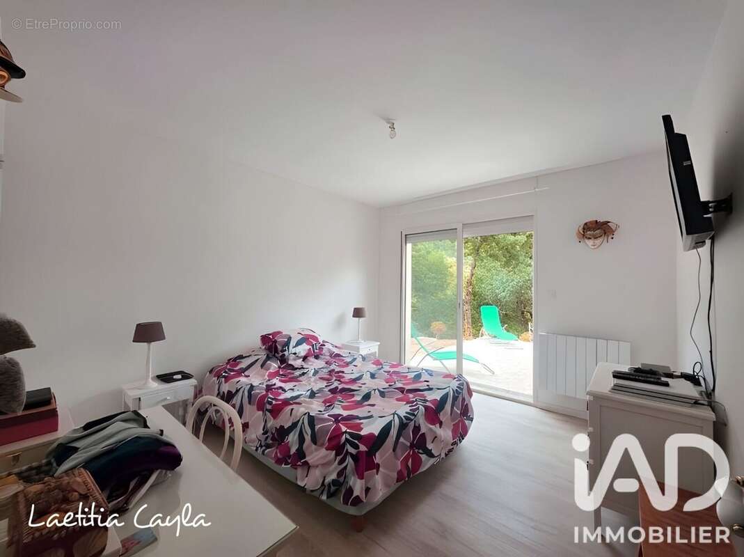 Maison 127 m² à Saint-Pierre-De-La-Fage  - photo 8