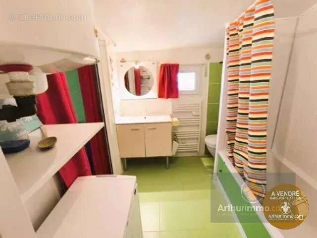 Maison à BORMES-LES-MIMOSAS