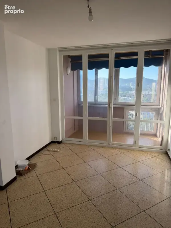 Beau T3 très lumineux de 52m² avec vue dégagée - Résidence prisée Parc Sévigné - photo 10