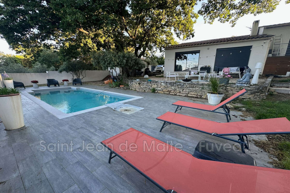 Maison à POURRIERES