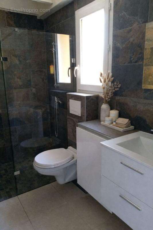 Maison à SOLLIES-VILLE