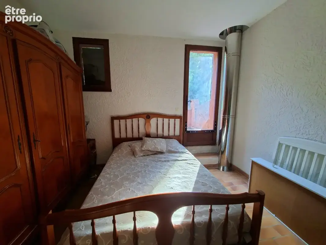 En vente à Solliès-Toucas : maison 6 pièces avec CABINET BARME - photo 8