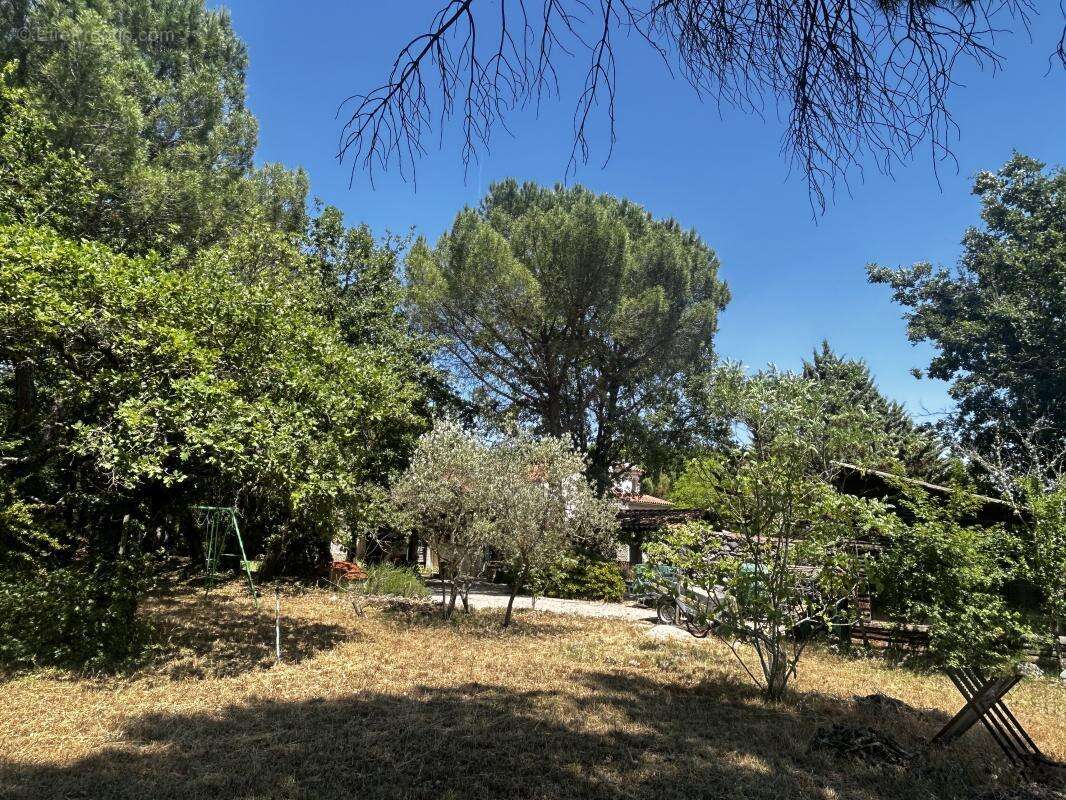 Secteur privilégié, vente villa sur 6123 m² de terrain - photo 22