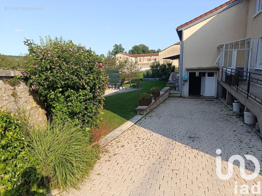 Photo 1 - Maison à BAYARD-SUR-MARNE