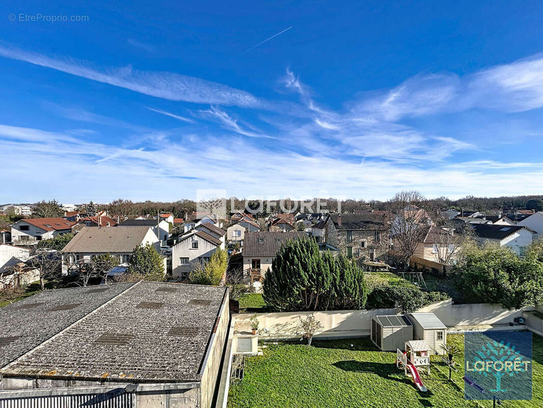 Appartement à VIGNEUX-SUR-SEINE