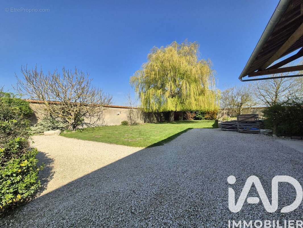 Photo 4 - Maison à HOUDAN