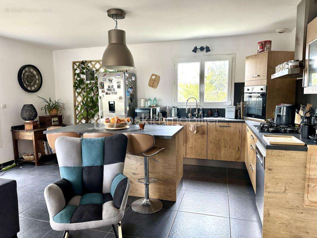 Maison à SAINT-ANDRE-DE-ROQUELONGUE