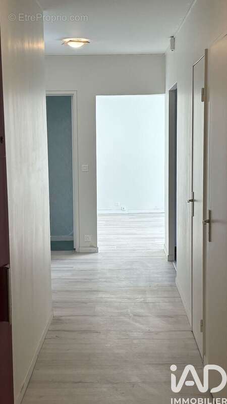 Photo 5 - Appartement à LES ULIS