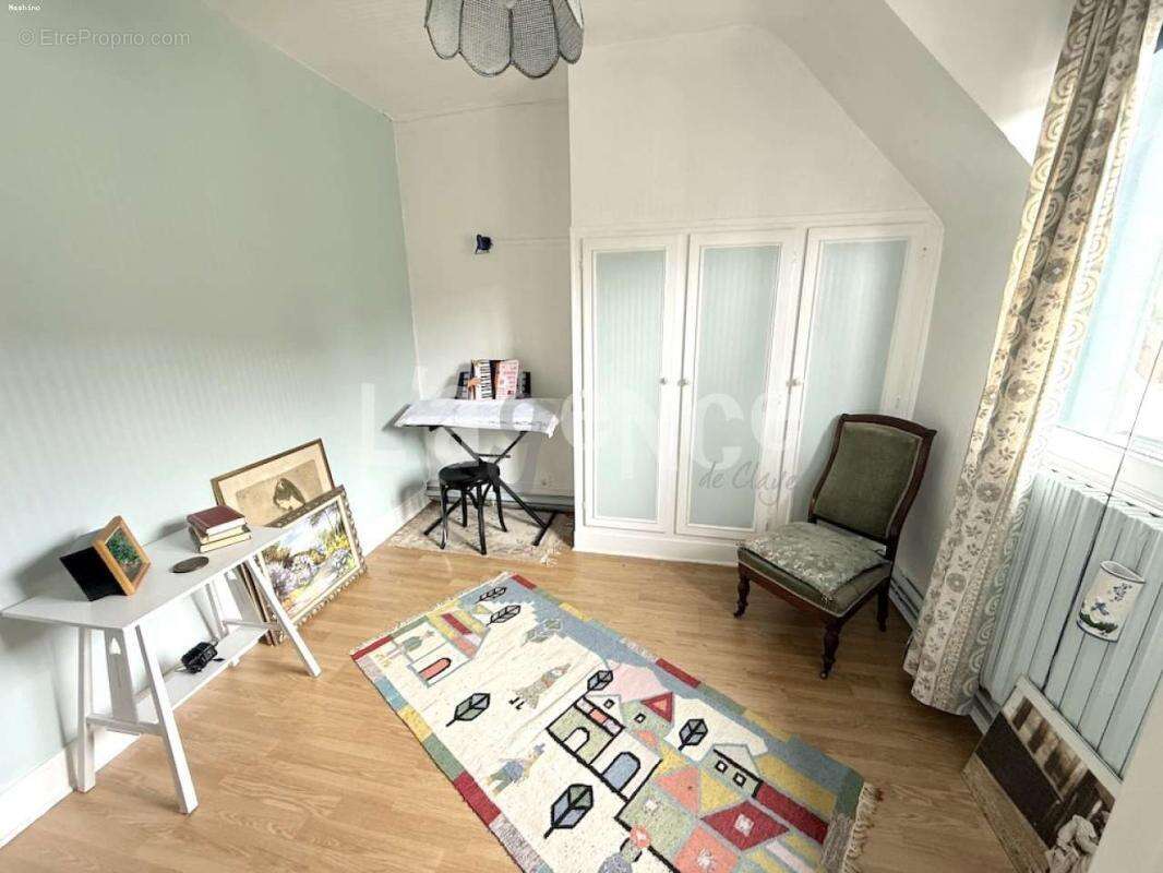 Maison à CLAYE-SOUILLY