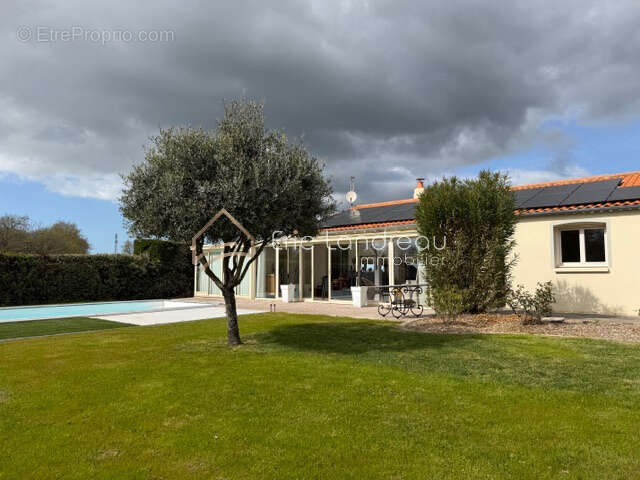 Maison à TALMONT-SAINT-HILAIRE