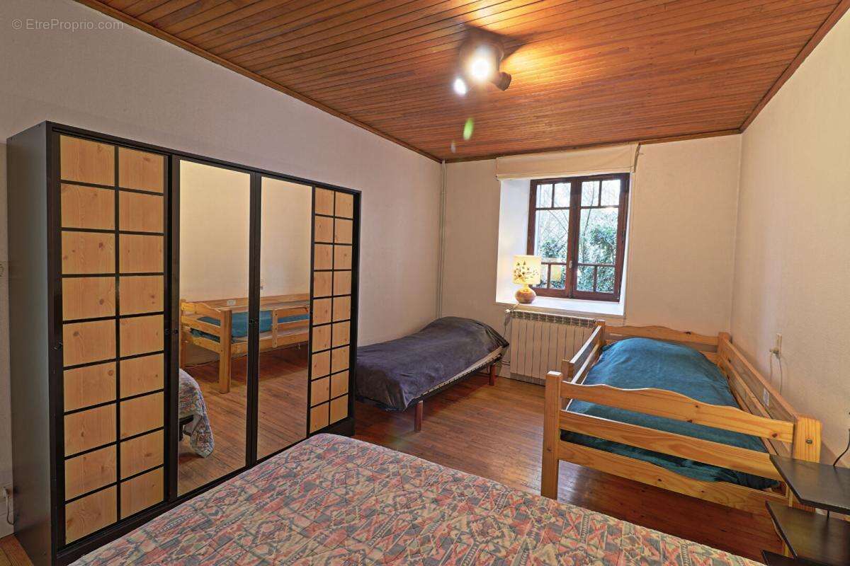 Appartement à PRINGY