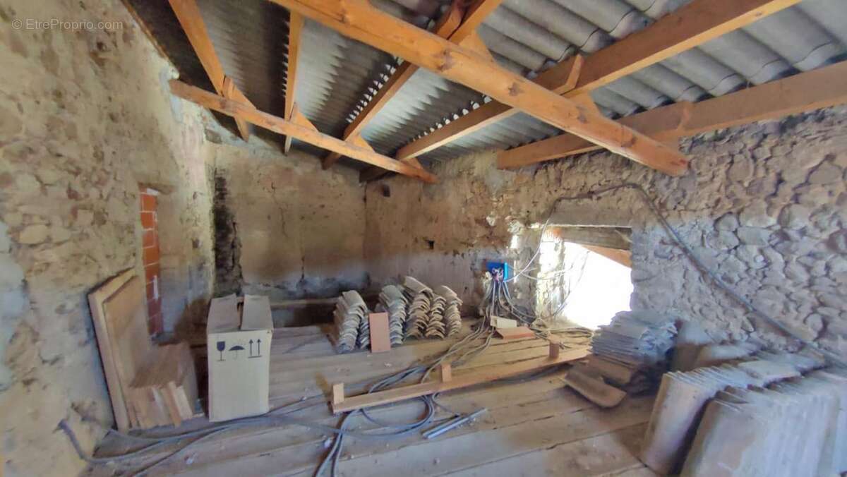 Pougnadoresse - Maison de village avec ext - 5 pièces 100 m2 - rénovation - photo 9