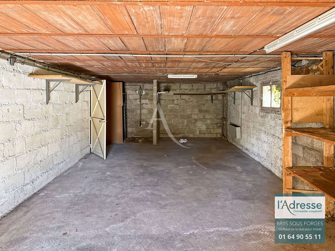 Maison à FONTENAY-LES-BRIIS