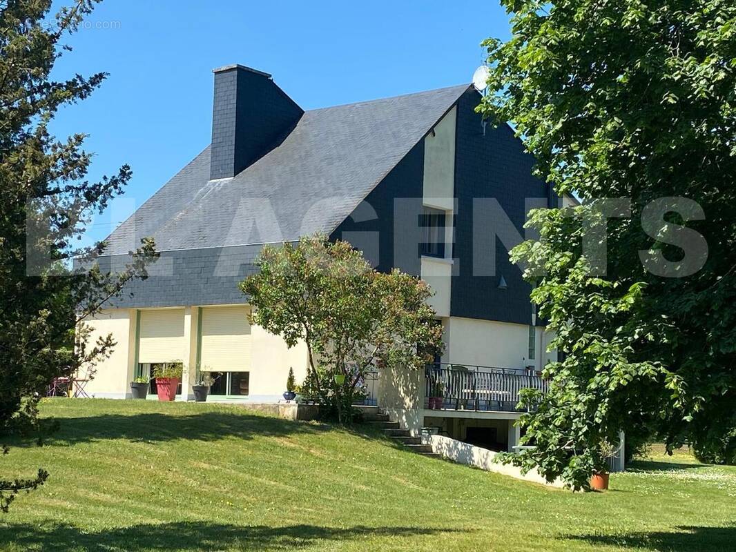 WhatsApp Image 2025-05-02 à 07 - Maison à CRE