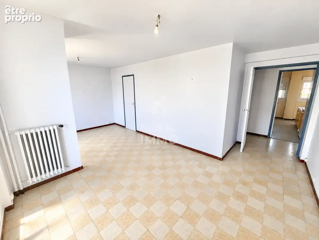 Le Mourillon - T3 avec balcon - proche commerces et commodités - photo 2
