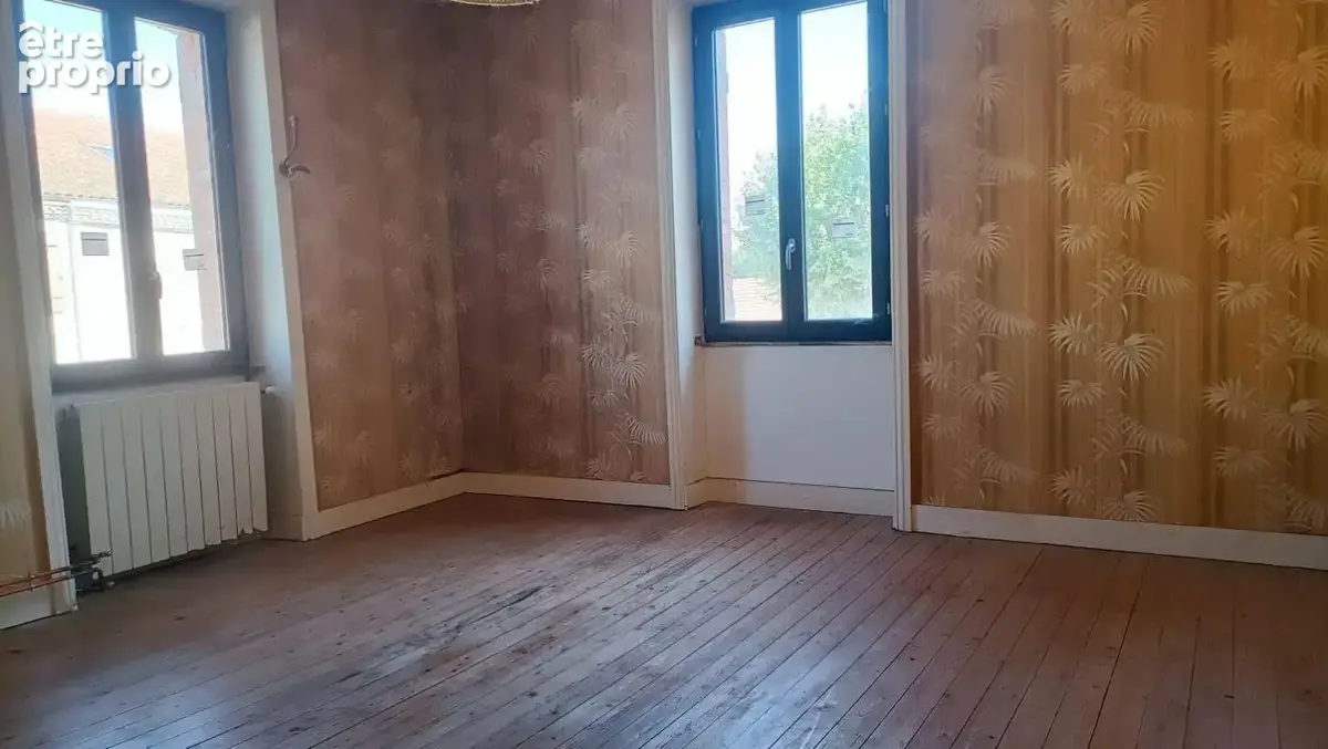 Maison 210 m² à Sail-Les-Bains  - photo 4