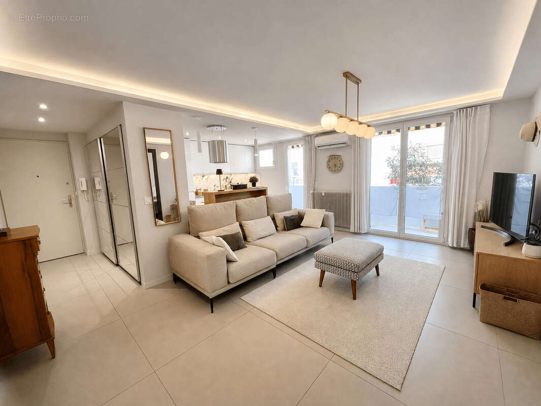 Cannes palm beach - 3 pièces traversant 72 m2 - double extérieur - garage disponible - à 3 min des plages - photo 7