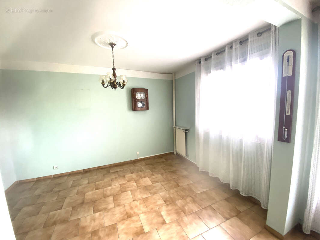 Appartement à EPINAY-SUR-SEINE