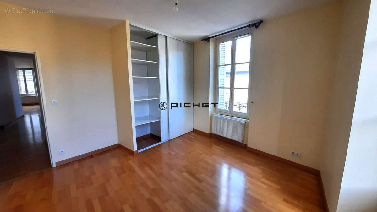Appartement à BRIVE-LA-GAILLARDE