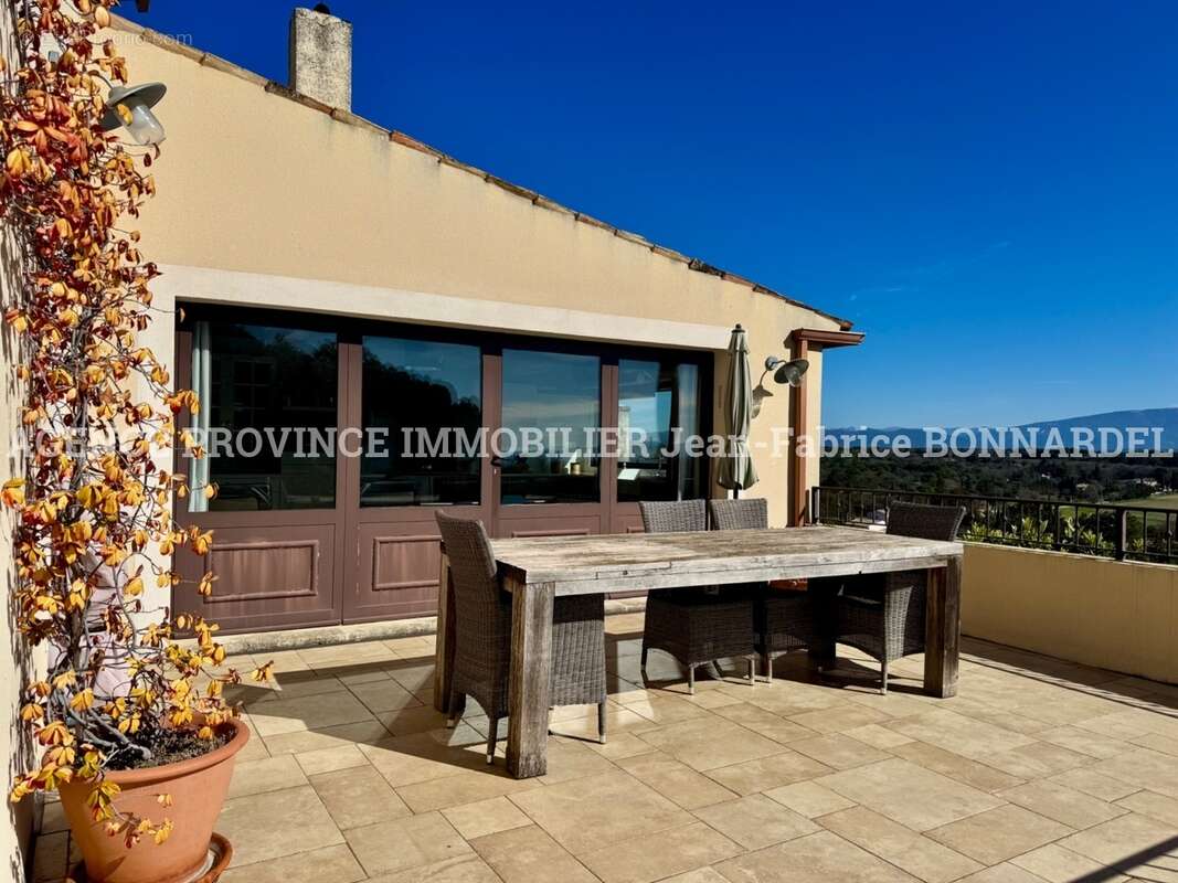 Maison à MONTSEGUR-SUR-LAUZON