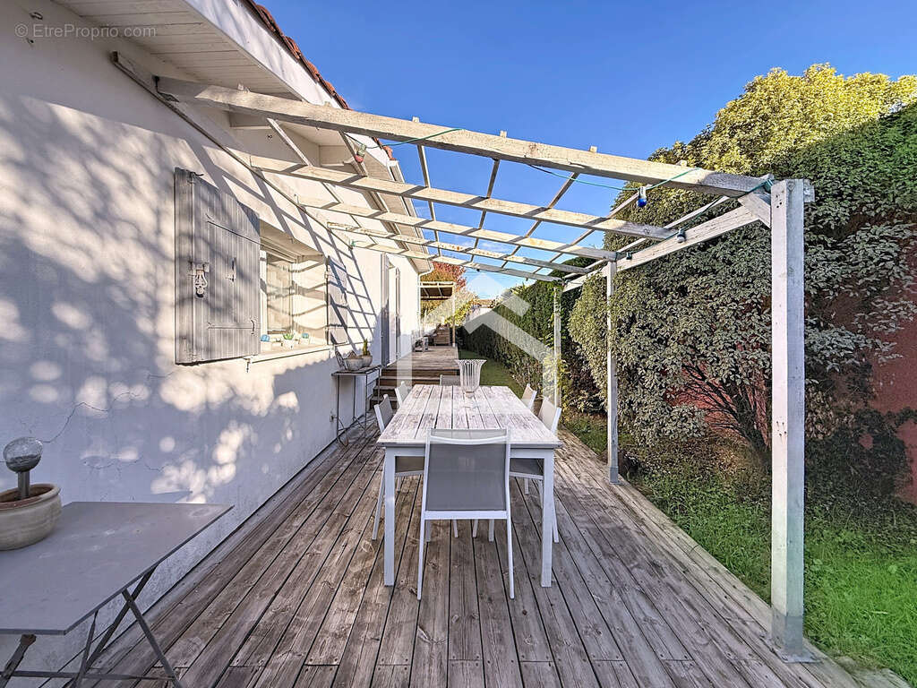 Maison à EYSINES