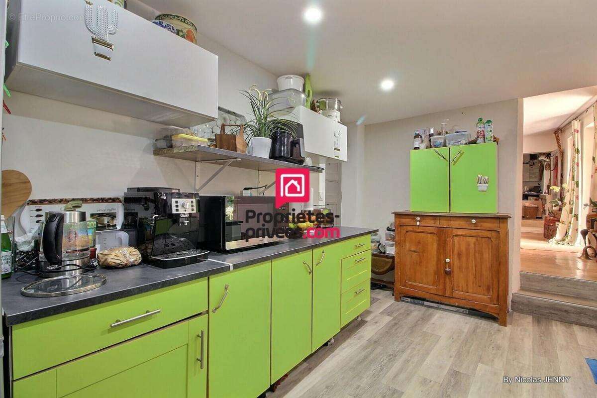 Maison à SUZE-LA-ROUSSE