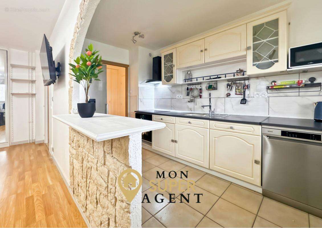 Appartement à MELUN