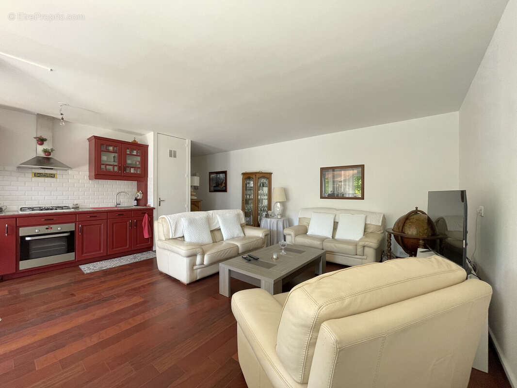 Appartement à SAINT-CYR-L'ECOLE