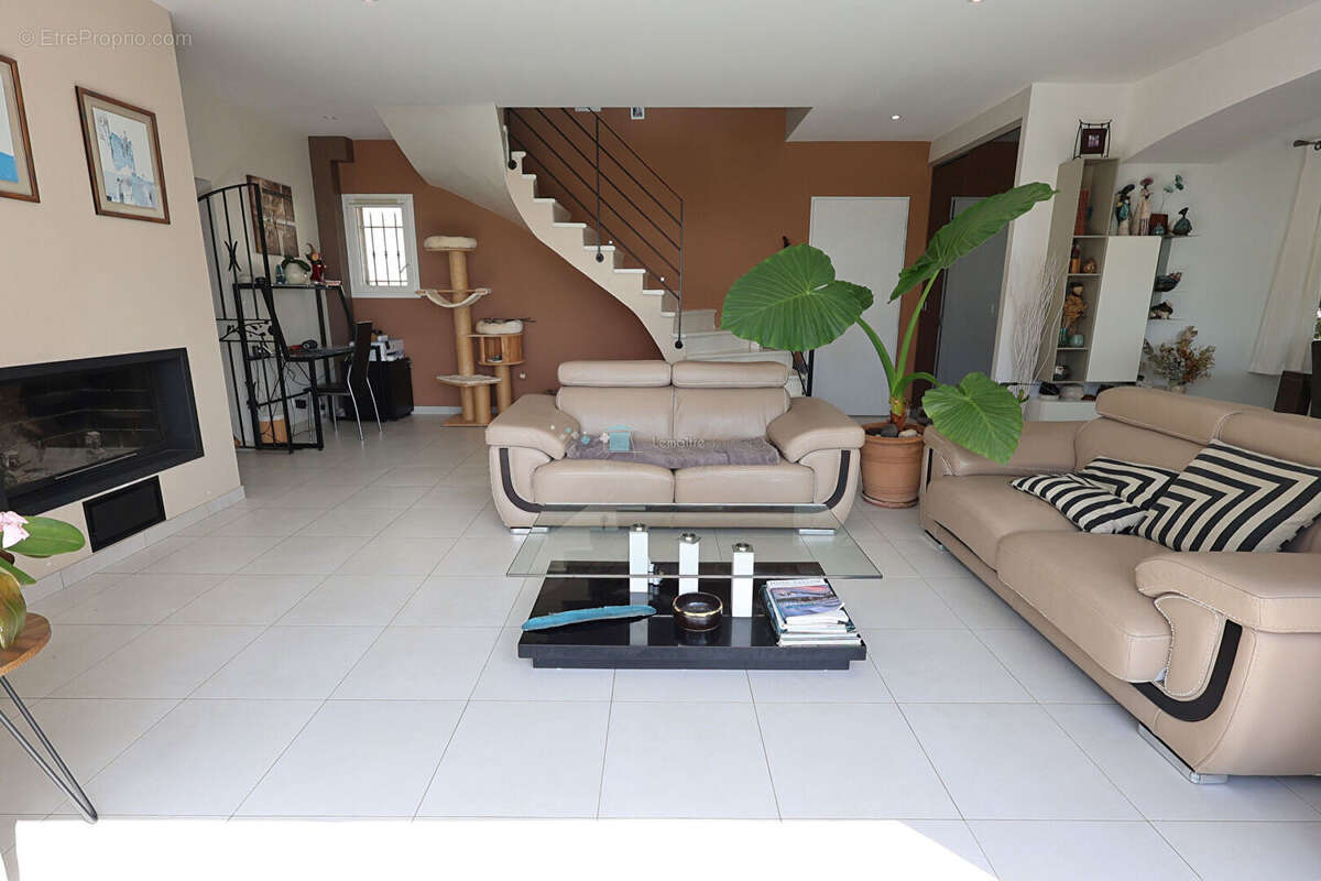 Villa contemporaine avec piscine et bel vue mer 130 m² - photo 14
