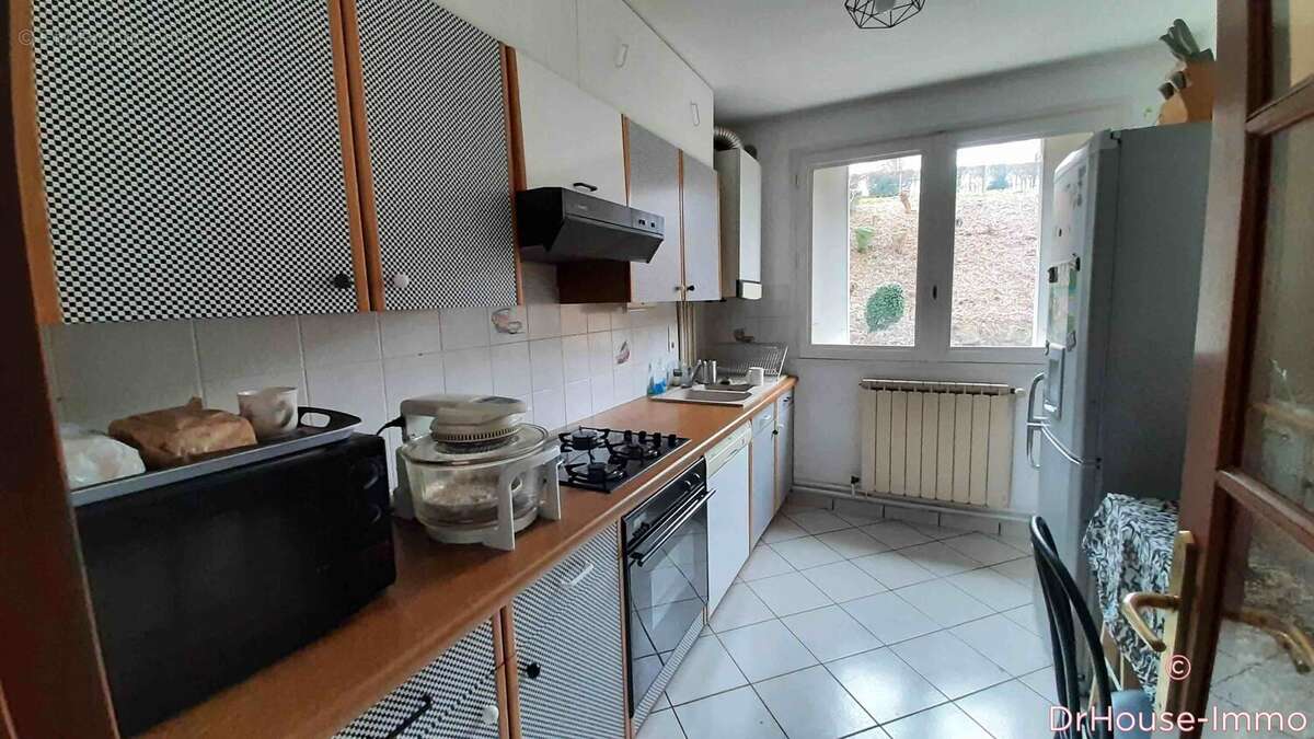 Appartement à SAINT-ETIENNE