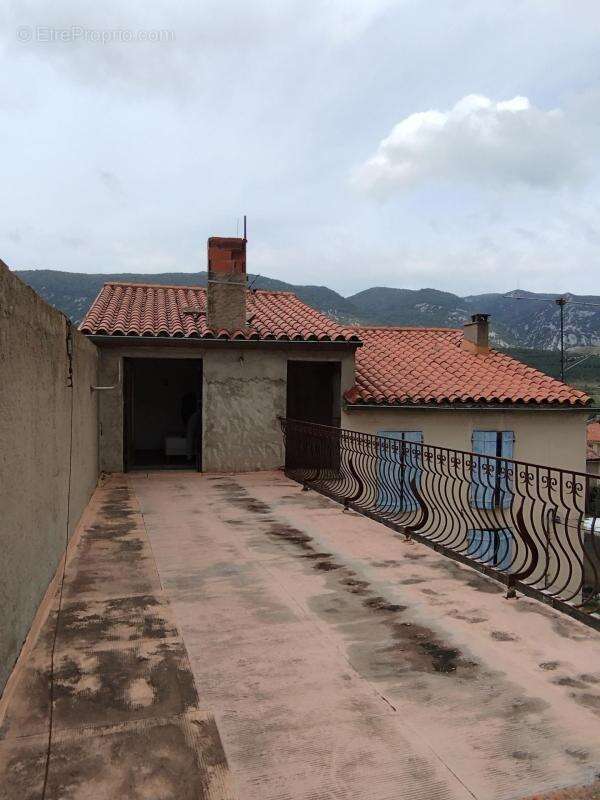 Maison à CAUDIES-DE-FENOUILLEDES