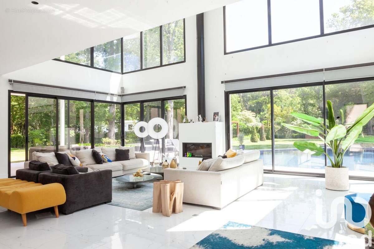 Photo 4 - Maison à MARNES-LA-COQUETTE