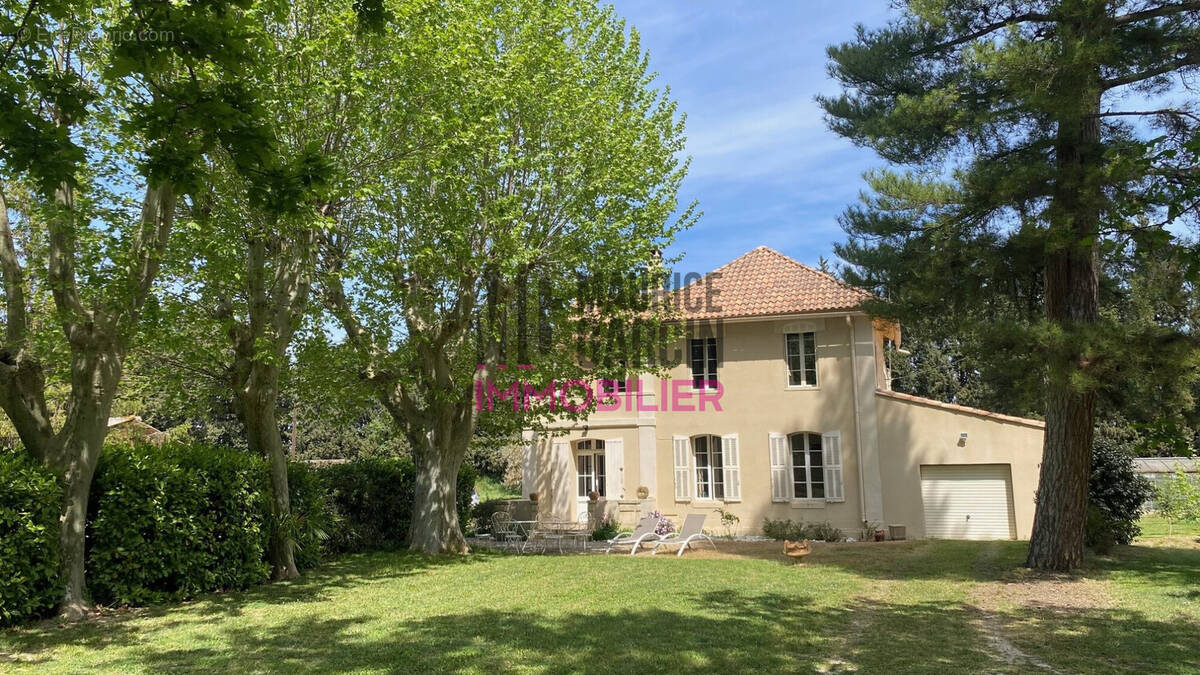 Maison à SORGUES