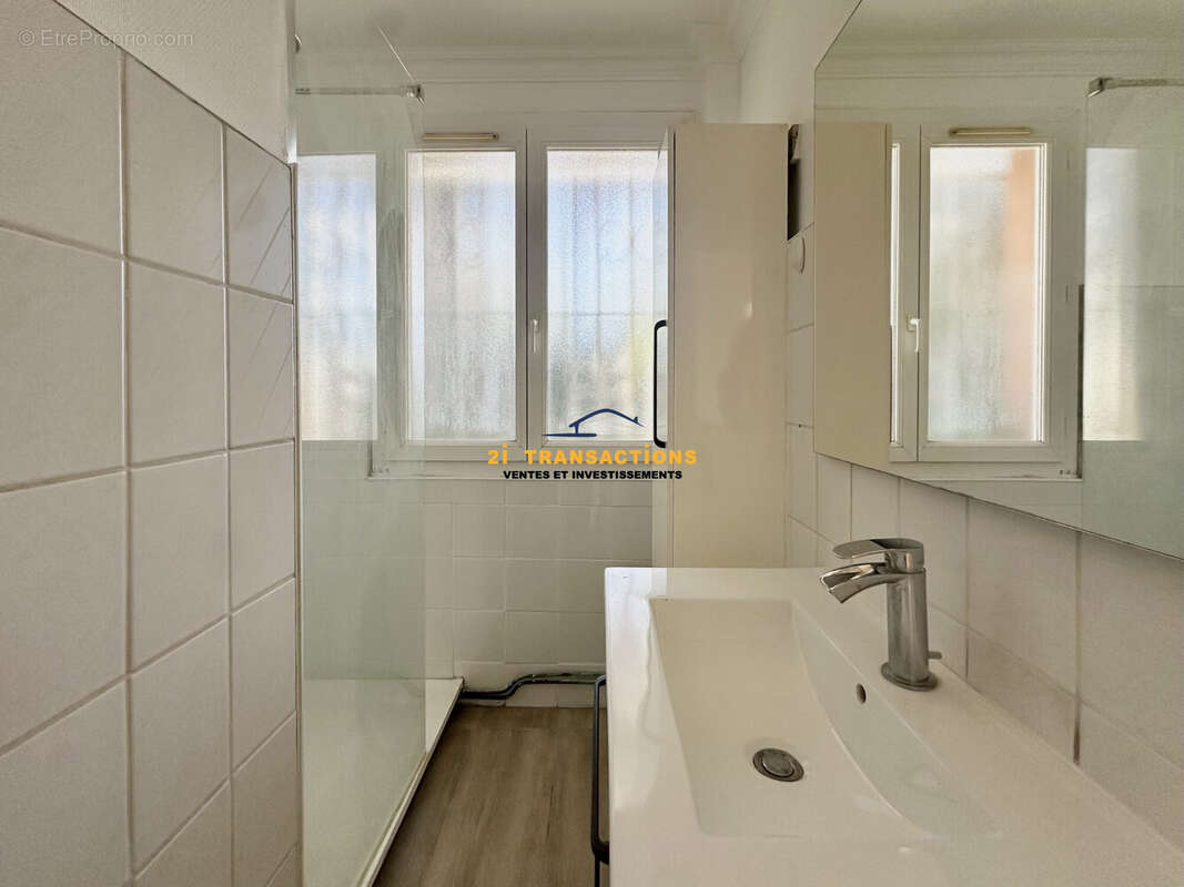 Appartement à SAINT-ETIENNE