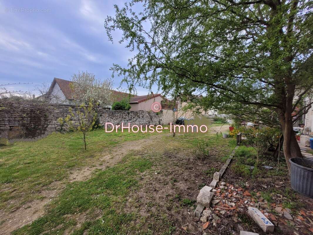 Maison à CHALON-SUR-SAONE