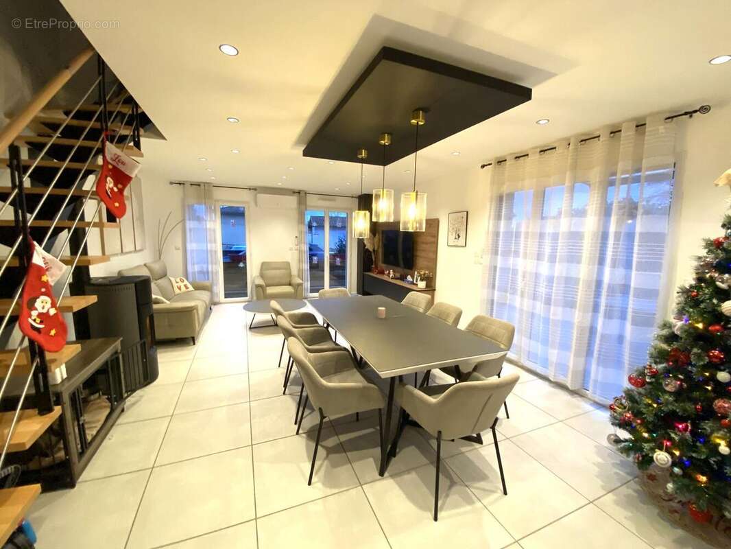 Photo 6 - Maison à FAREINS