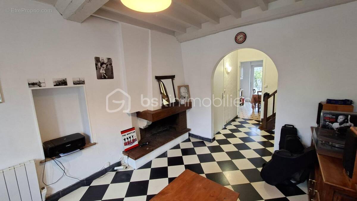 Maison à LE BENY-BOCAGE