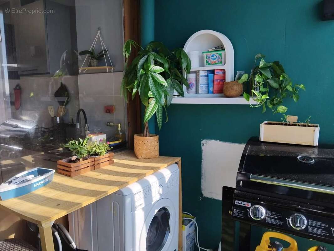 Appartement à MARSEILLE-12E