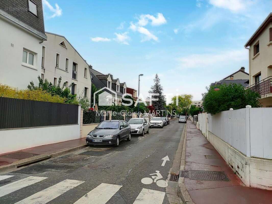 Photo 3 - Maison à CLAMART