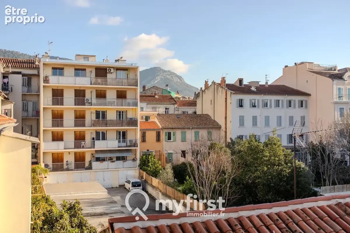 Beau deux pieces, avec stationnement privatif, terrasse et cave - photo 15